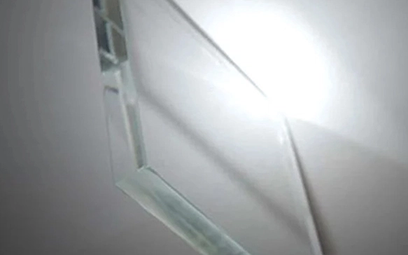 ガラス (ケイ酸塩および特殊) 研磨スラリー